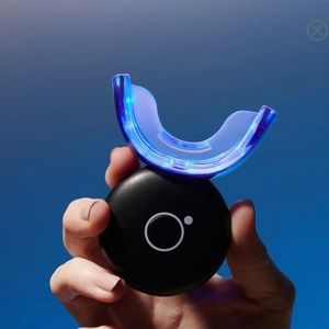 MOON Teeth Whitening Kit w/LED Light, Wireless, 5 Min Treatment. BRAND NEW!